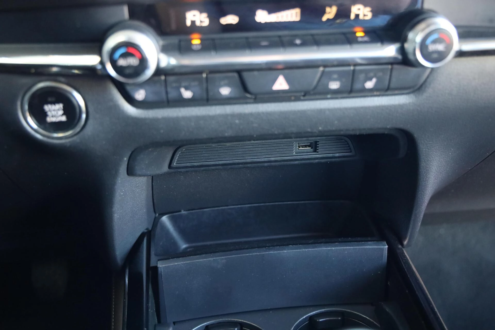 Hoofdafbeelding Mazda CX-30