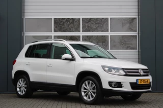 Volkswagen Tiguan 1.4 TSI Sport&Style Cruise/Camera/Panodak/Stoelverwarming/Bi-Xenon/Keyless/PDC/Navi/Alcantara/LED/17"LM/Trekhaak