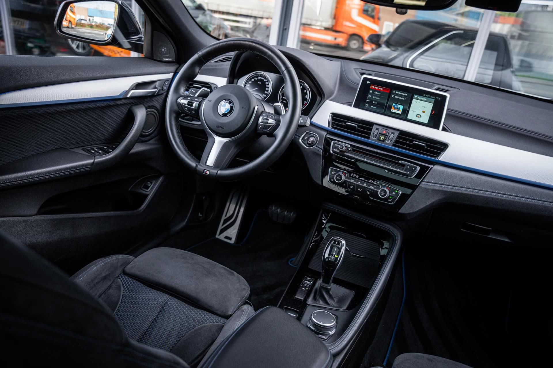 Hoofdafbeelding BMW X2