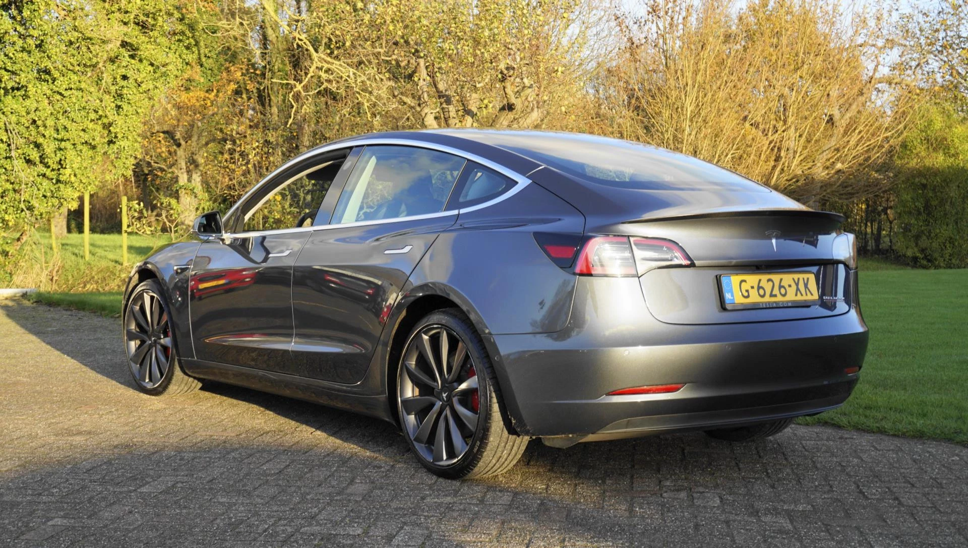 Hoofdafbeelding Tesla Model 3