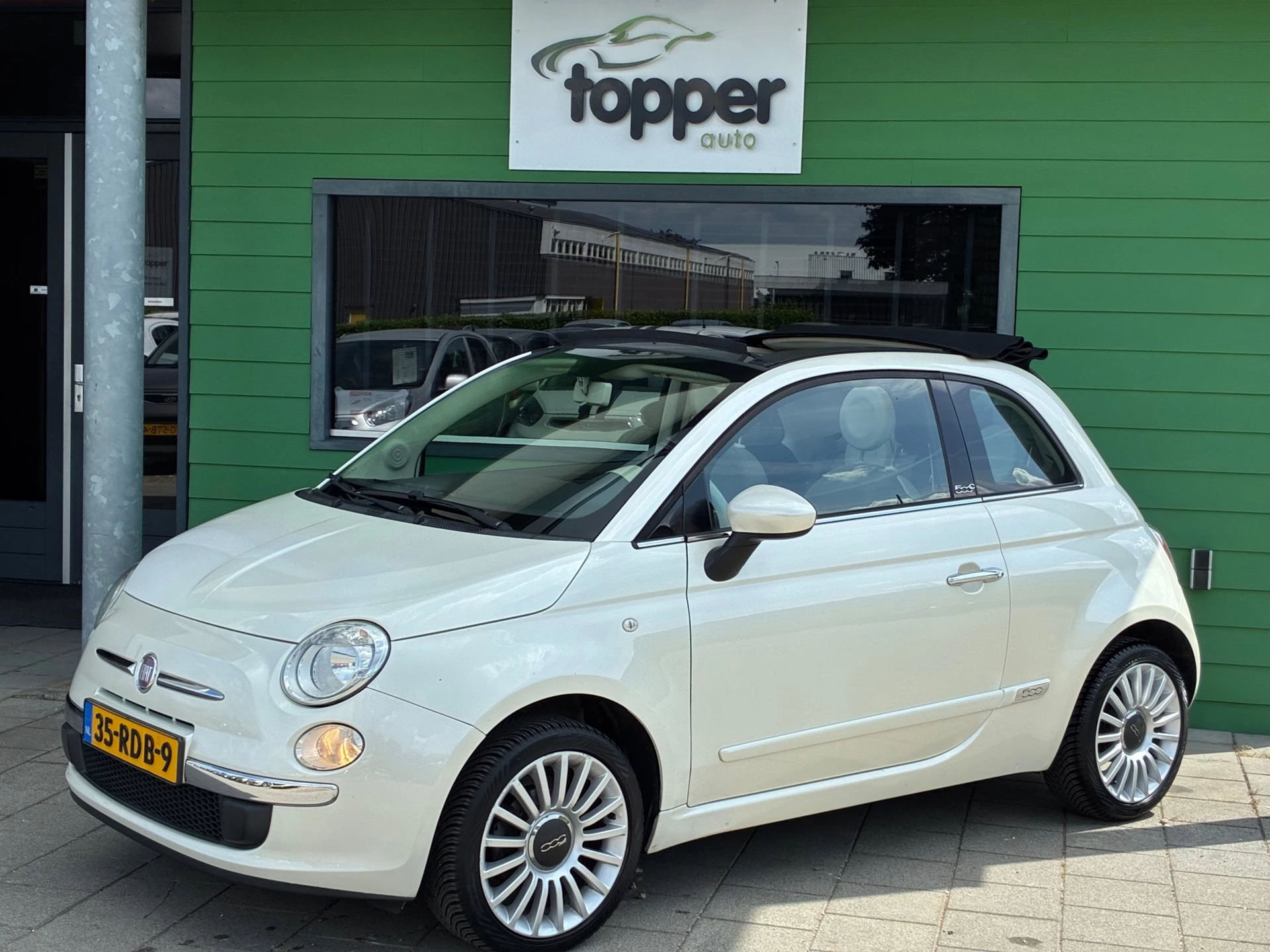 Hoofdafbeelding Fiat 500C