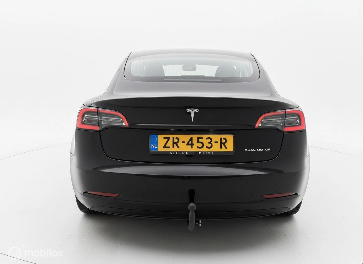 Hoofdafbeelding Tesla Model 3