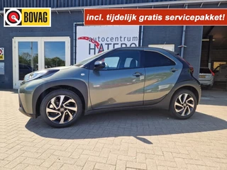 Toyota Aygo X 1.0 VVT-I Premium Camera Navi Apple DAB 17LM Black Line