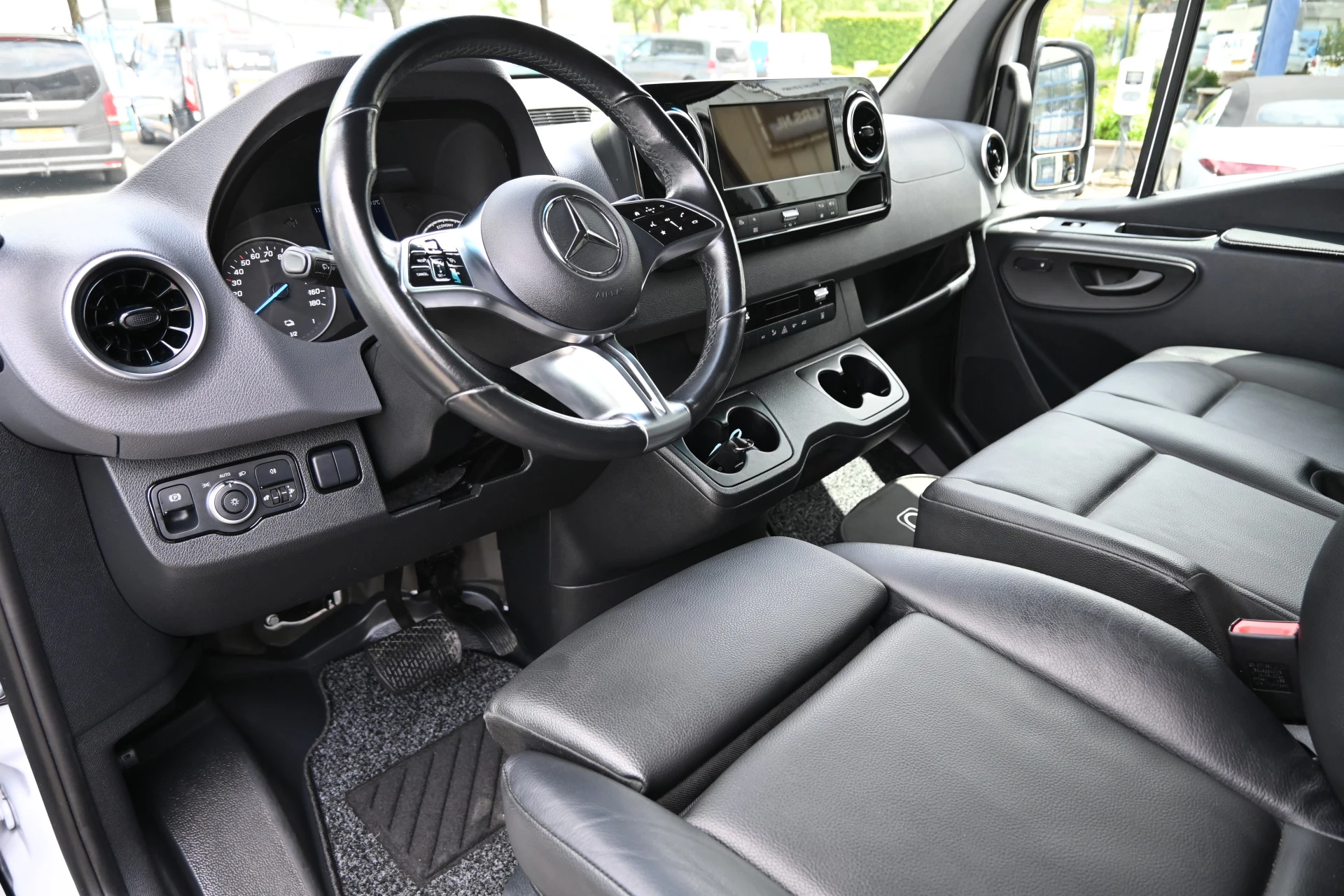 Hoofdafbeelding Mercedes-Benz eSprinter