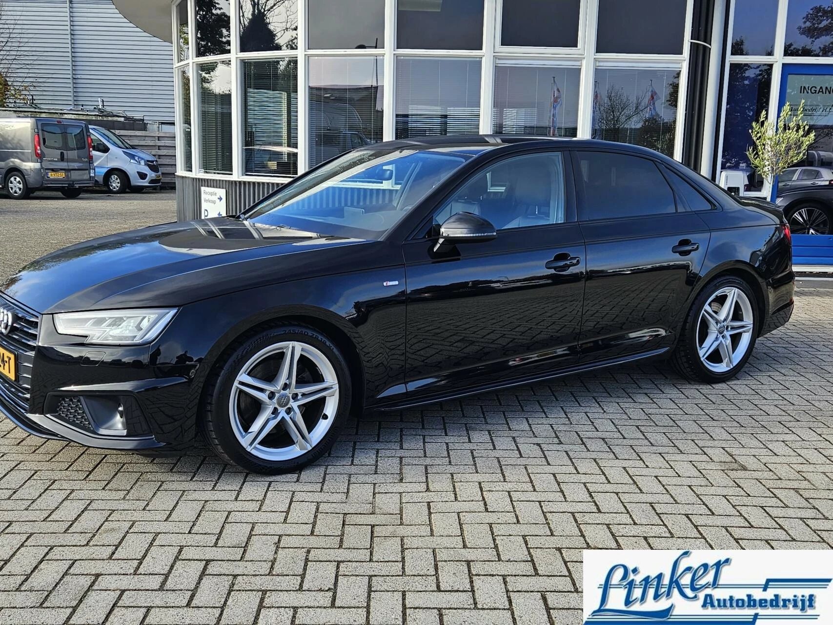 Hoofdafbeelding Audi A4