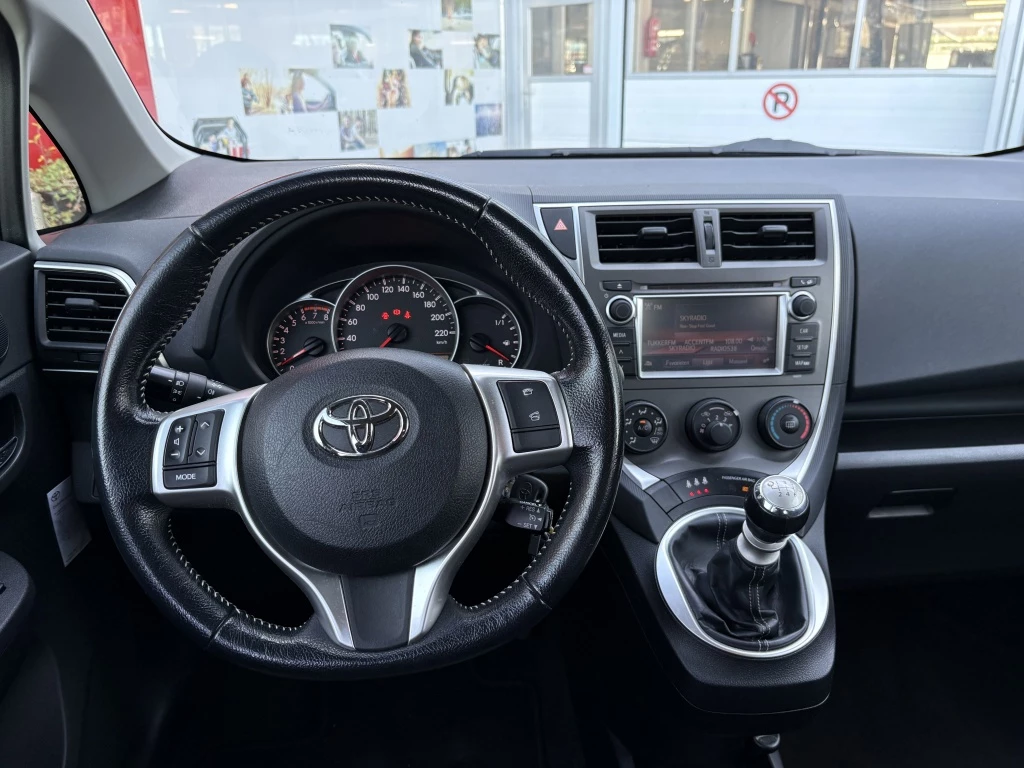 Hoofdafbeelding Toyota Verso-S
