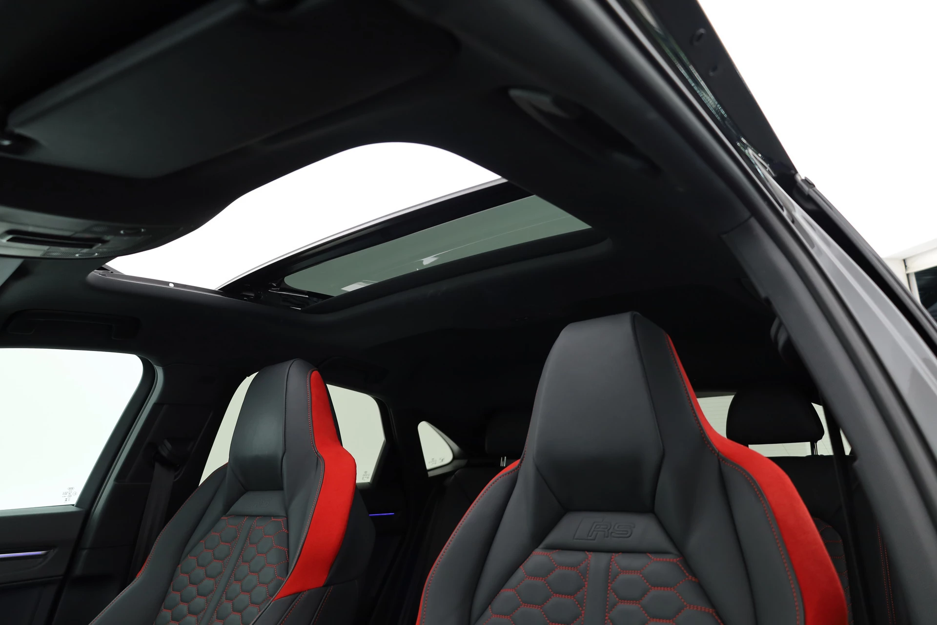Hoofdafbeelding Audi RSQ3