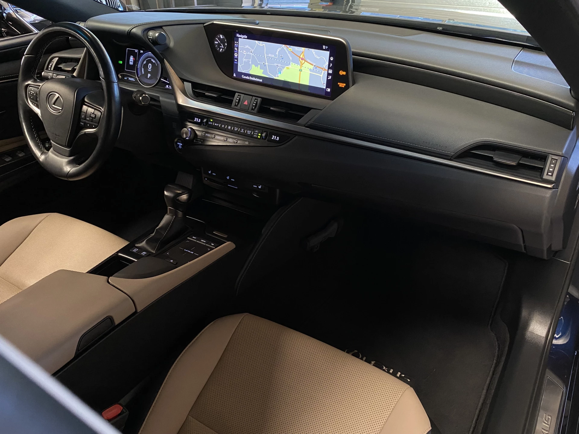 Hoofdafbeelding Lexus ES
