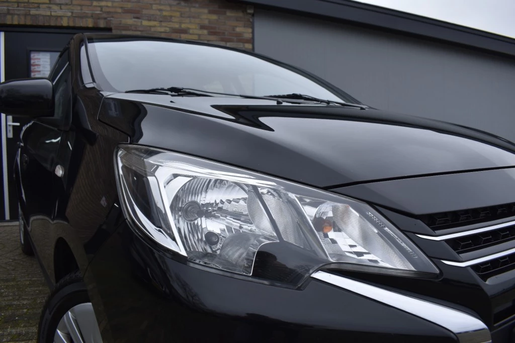 Hoofdafbeelding Mitsubishi Space Star