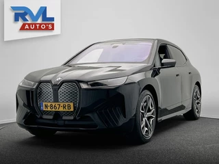 BMW IX XDrive40 High Executive 77 kWh | Origineel Nederlands | 1e Eigenaar Trekhaak Harman/kardon Head Up Panoramadak Memorie