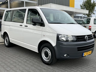 Hoofdafbeelding Volkswagen Transporter Volkswagen Transporter Kombi 2.0 TDI DSG Automaat L1H1 BM BTW en BPM vrij Airco Cruise control Trekhaak PDC Marge 1e eigenaar Ideaal voor ombouw naar camper Euro 5