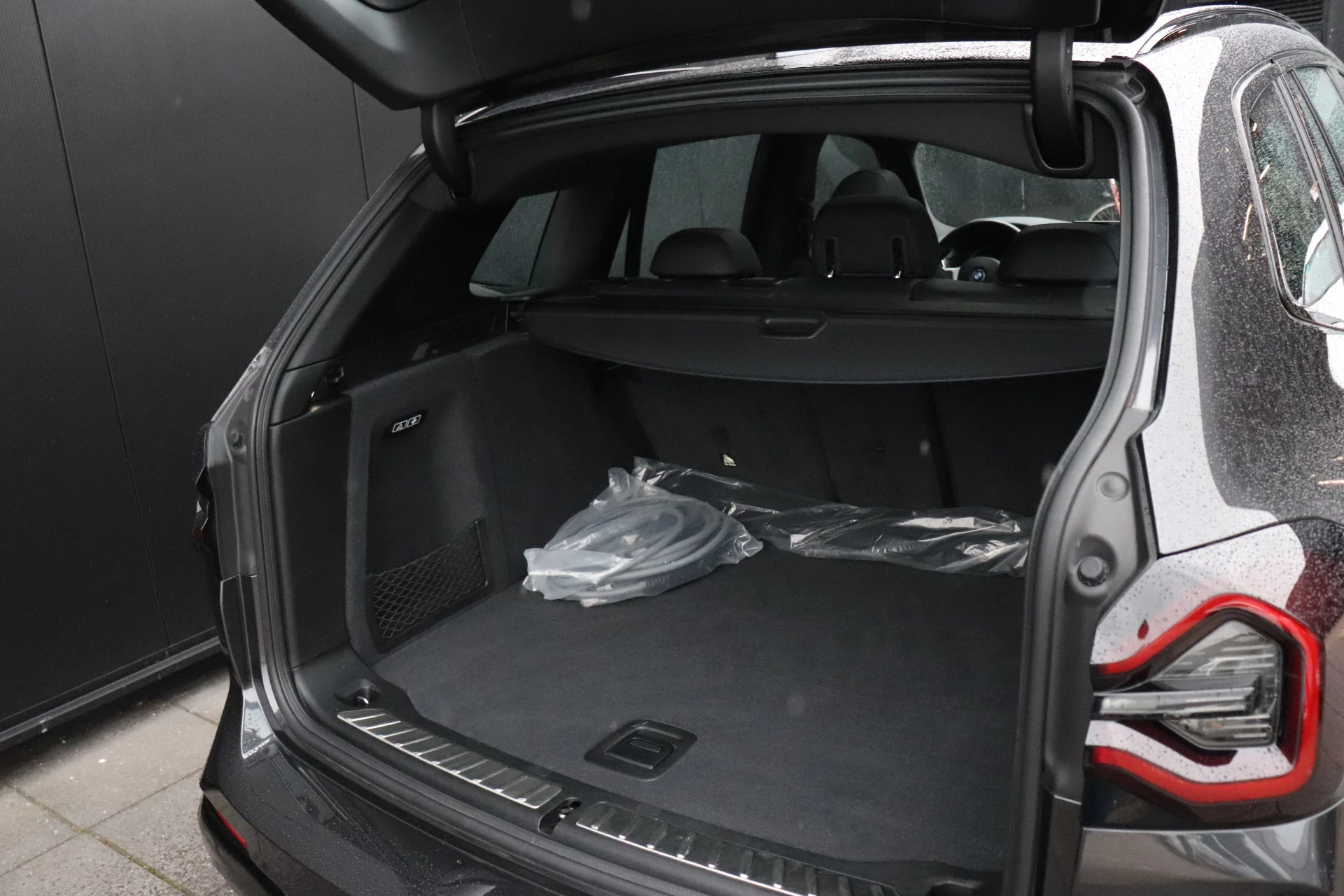 Hoofdafbeelding BMW iX3