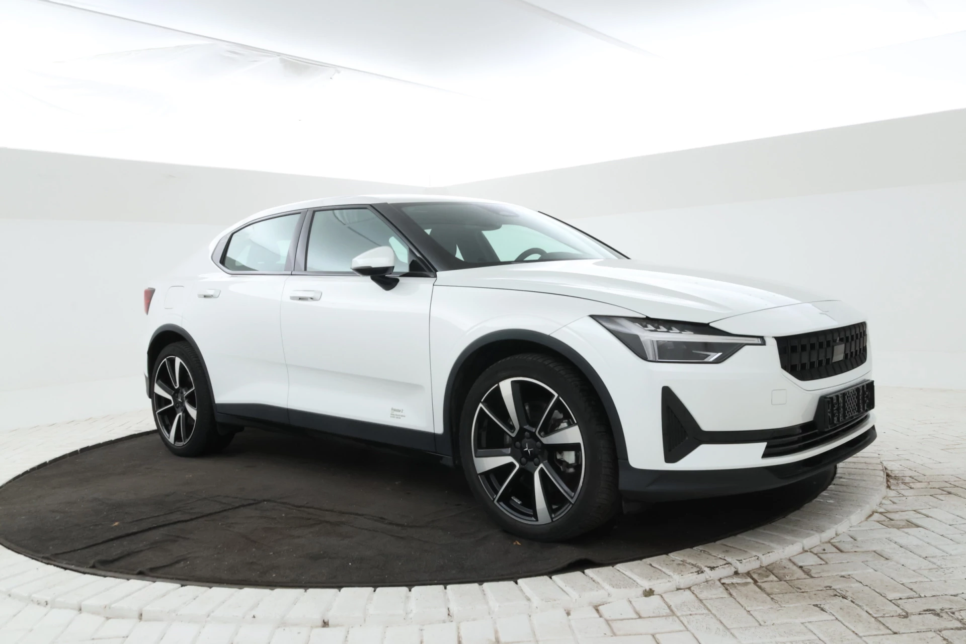 Hoofdafbeelding Polestar 2