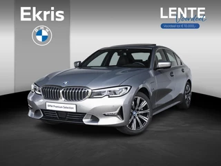 BMW 3 Serie Sedan 320e | High Executive | Parking Pack | Achteruitrijcamera | Schuif-/kanteldak | Stoelverwarming | 18'' | Lentevoordeel