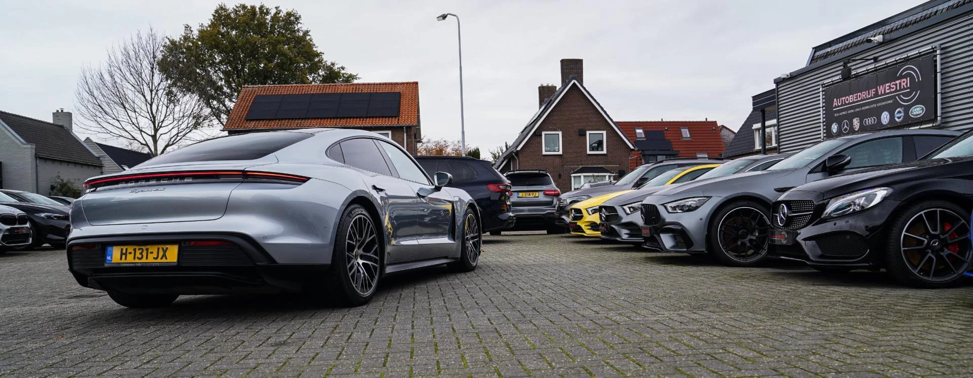 Hoofdafbeelding Porsche Taycan