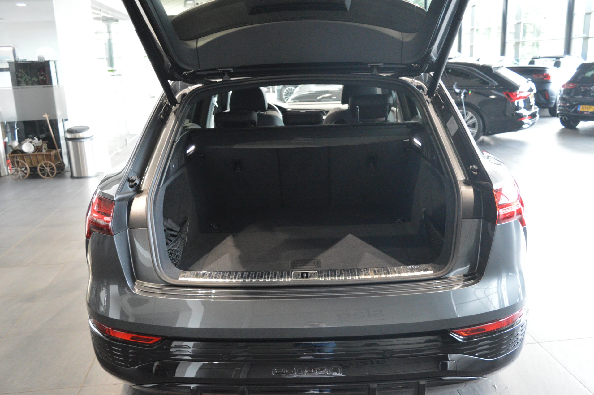 Hoofdafbeelding Audi Q8 e-tron