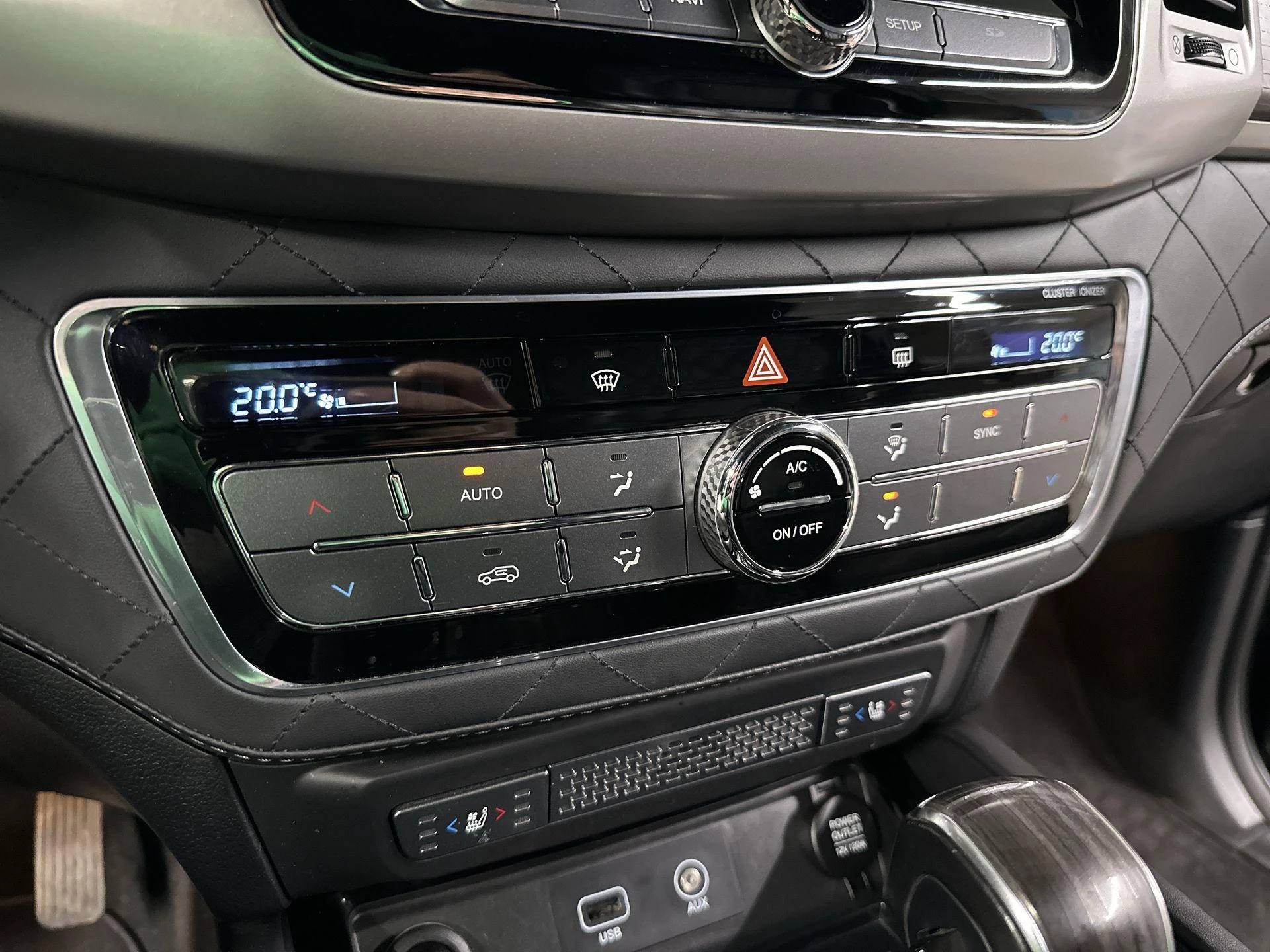 Hoofdafbeelding SsangYong Rexton