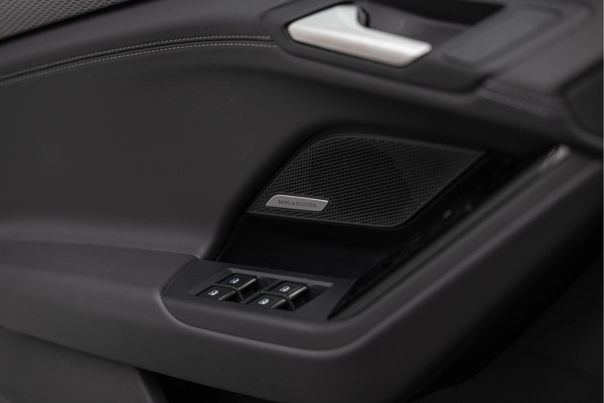 Hoofdafbeelding Audi A6 Avant e-tron