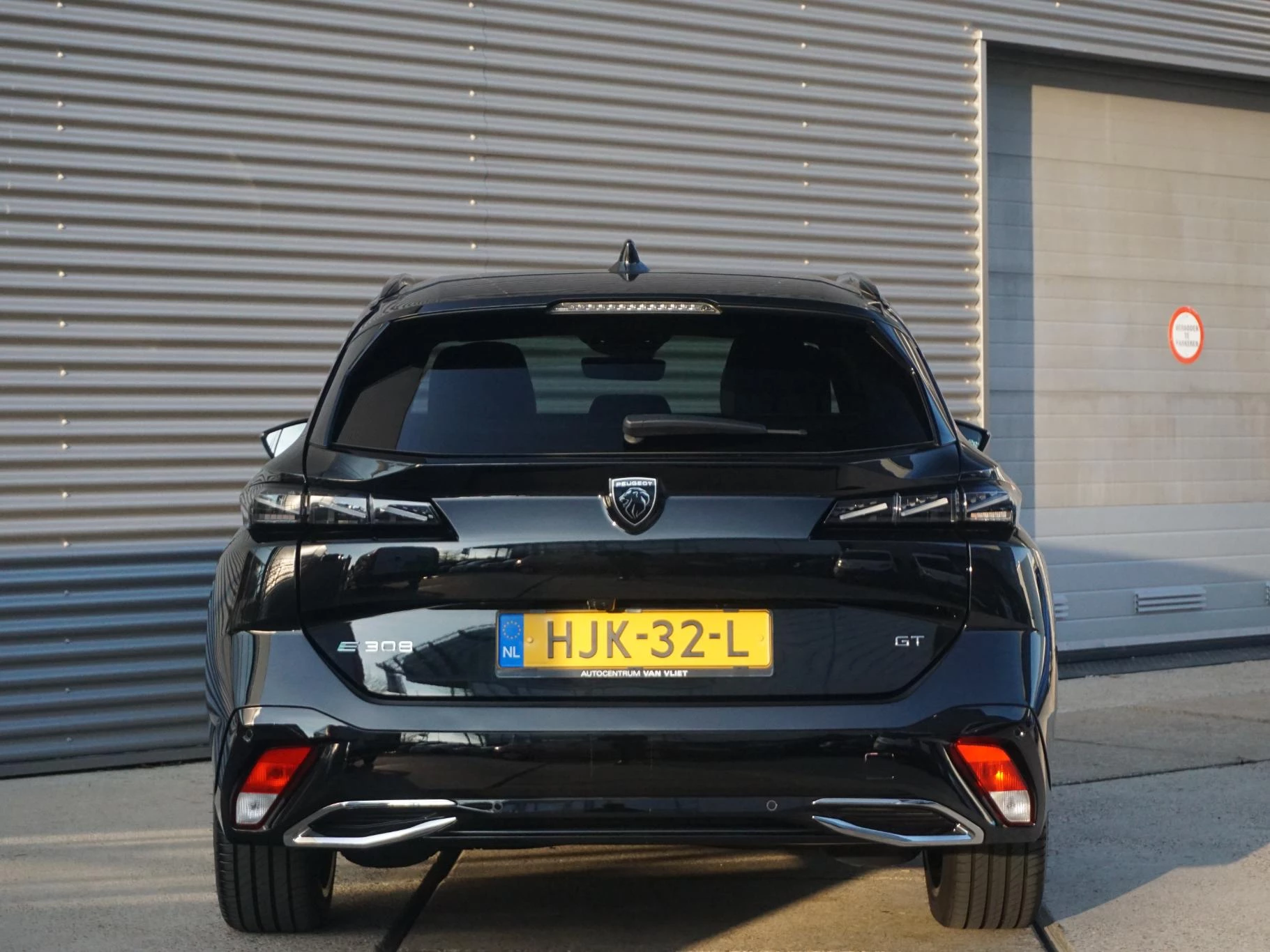 Hoofdafbeelding Peugeot e-308