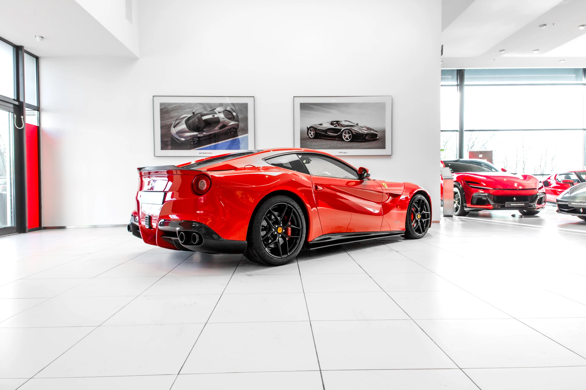 Hoofdafbeelding Ferrari F12