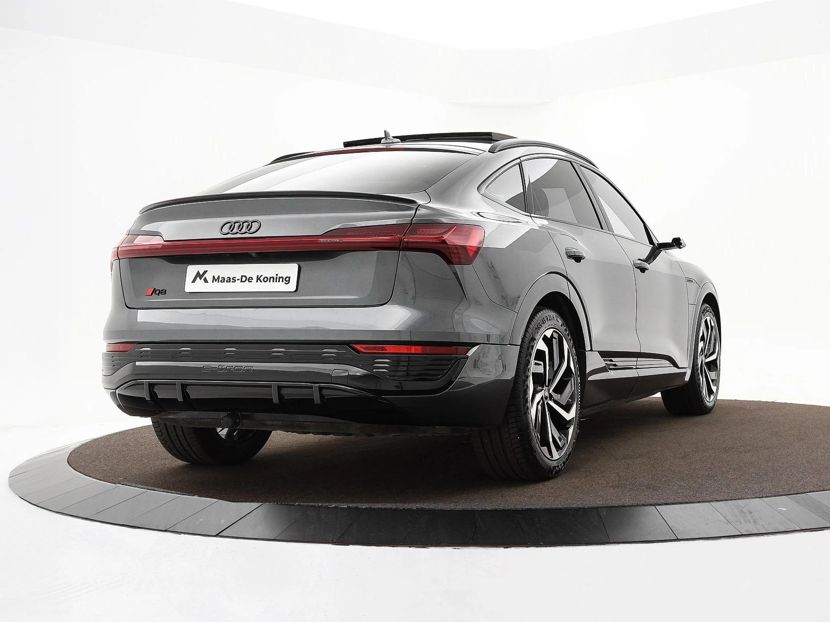 Hoofdafbeelding Audi Q8 Sportback e-tron
