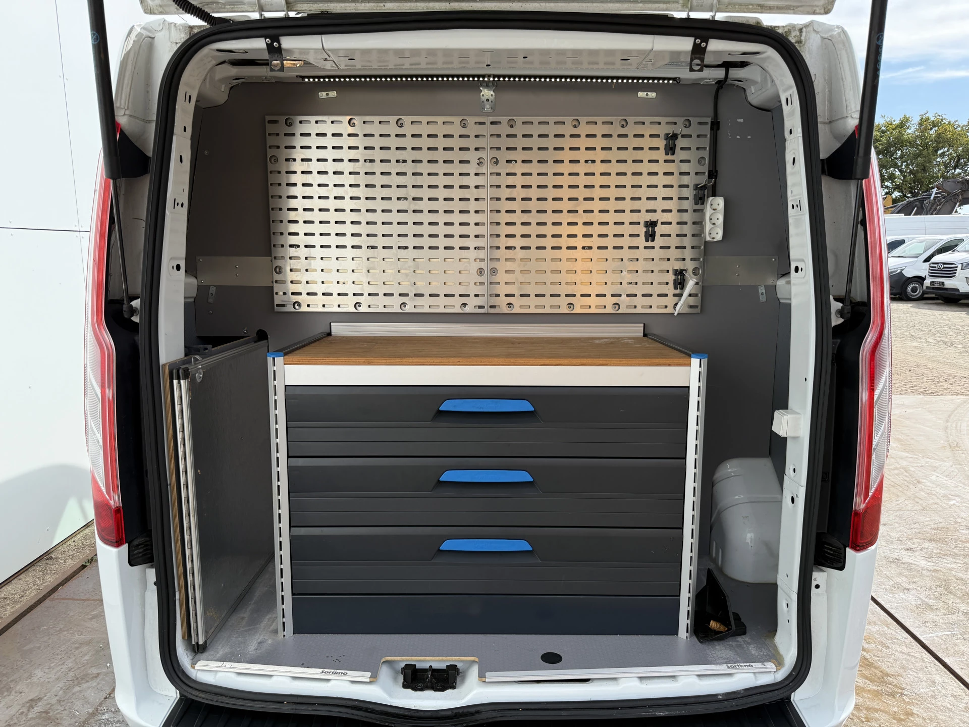 Hoofdafbeelding Ford Transit Custom
