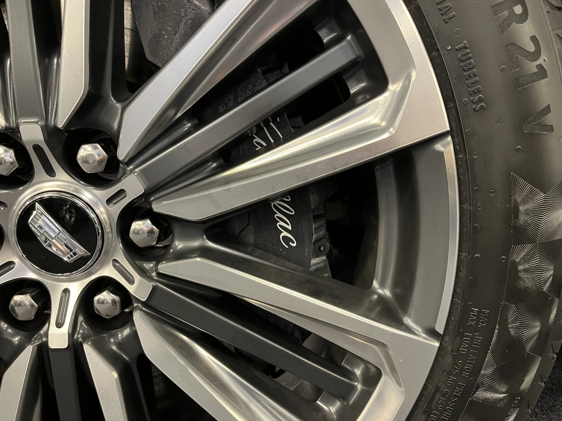 Hoofdafbeelding Cadillac LYRIQ