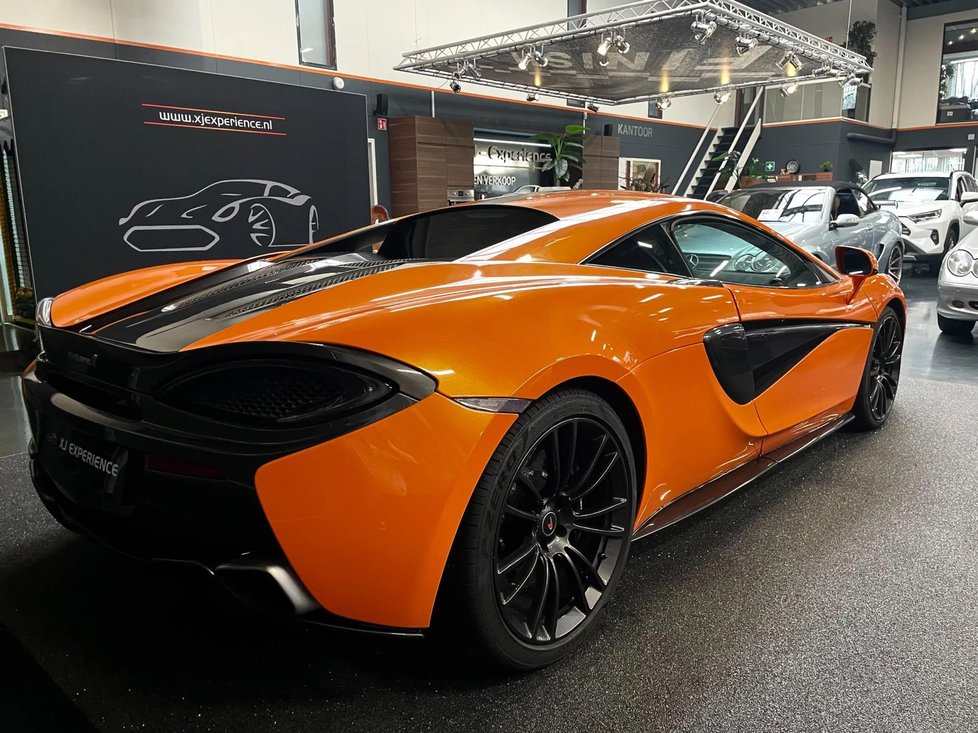 Hoofdafbeelding McLaren 570S