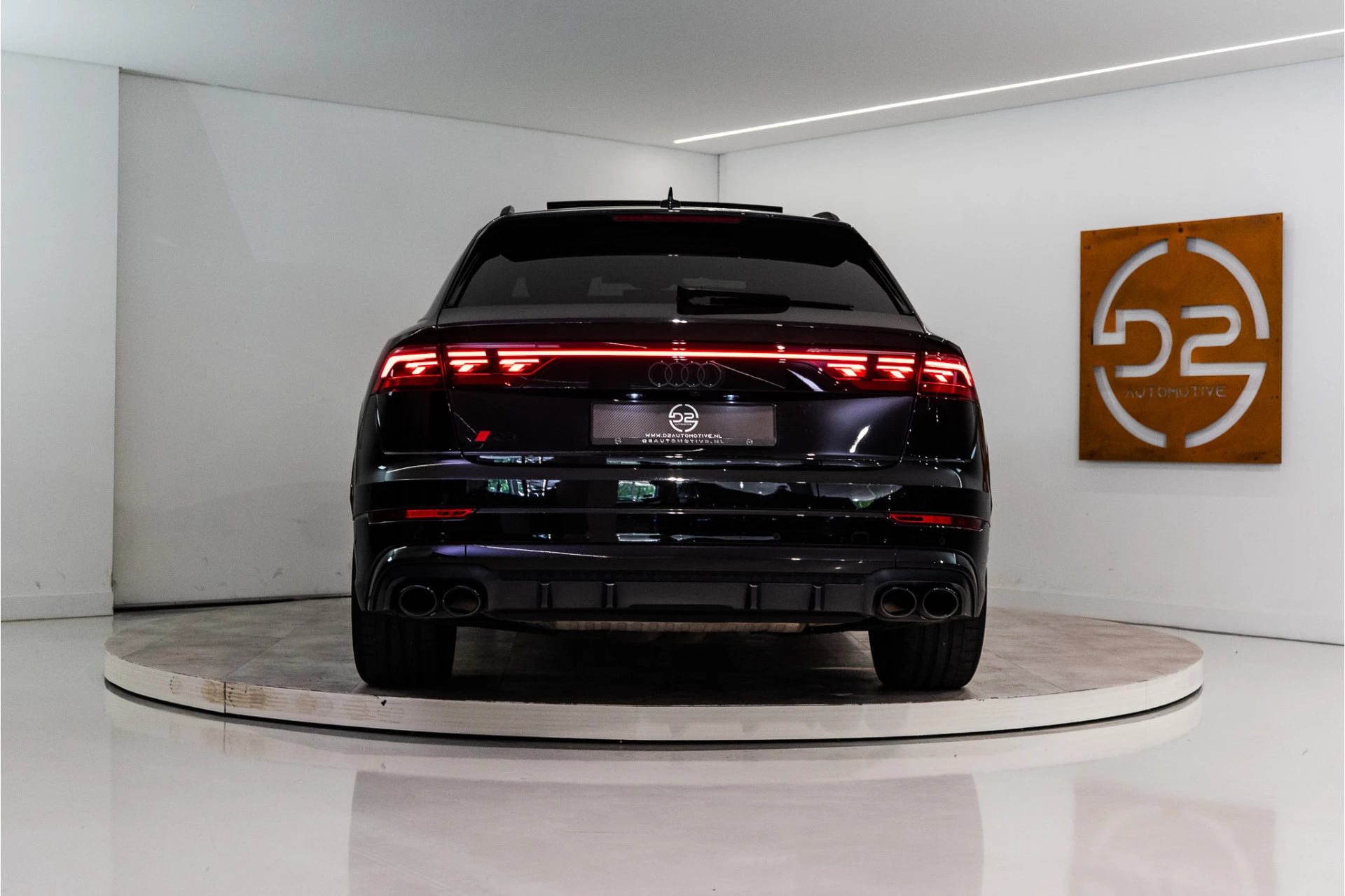 Hoofdafbeelding Audi Q8