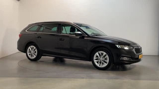 Skoda Octavia Combi 1.0 TSI 110pk 6-bak Business Edition Plus Virtual Cockpit Navigatie Parkeersensoren DAB+