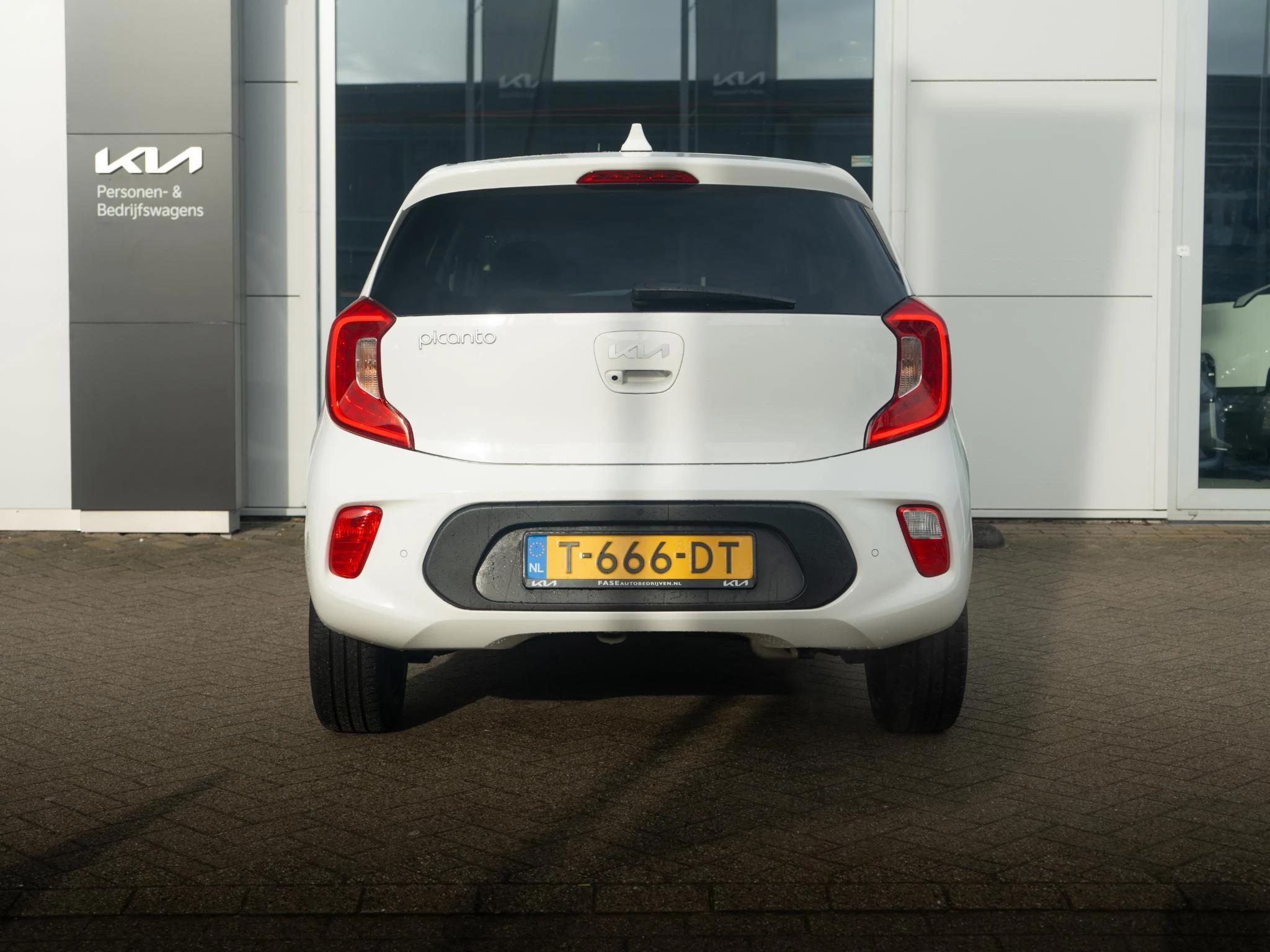 Hoofdafbeelding Kia Picanto