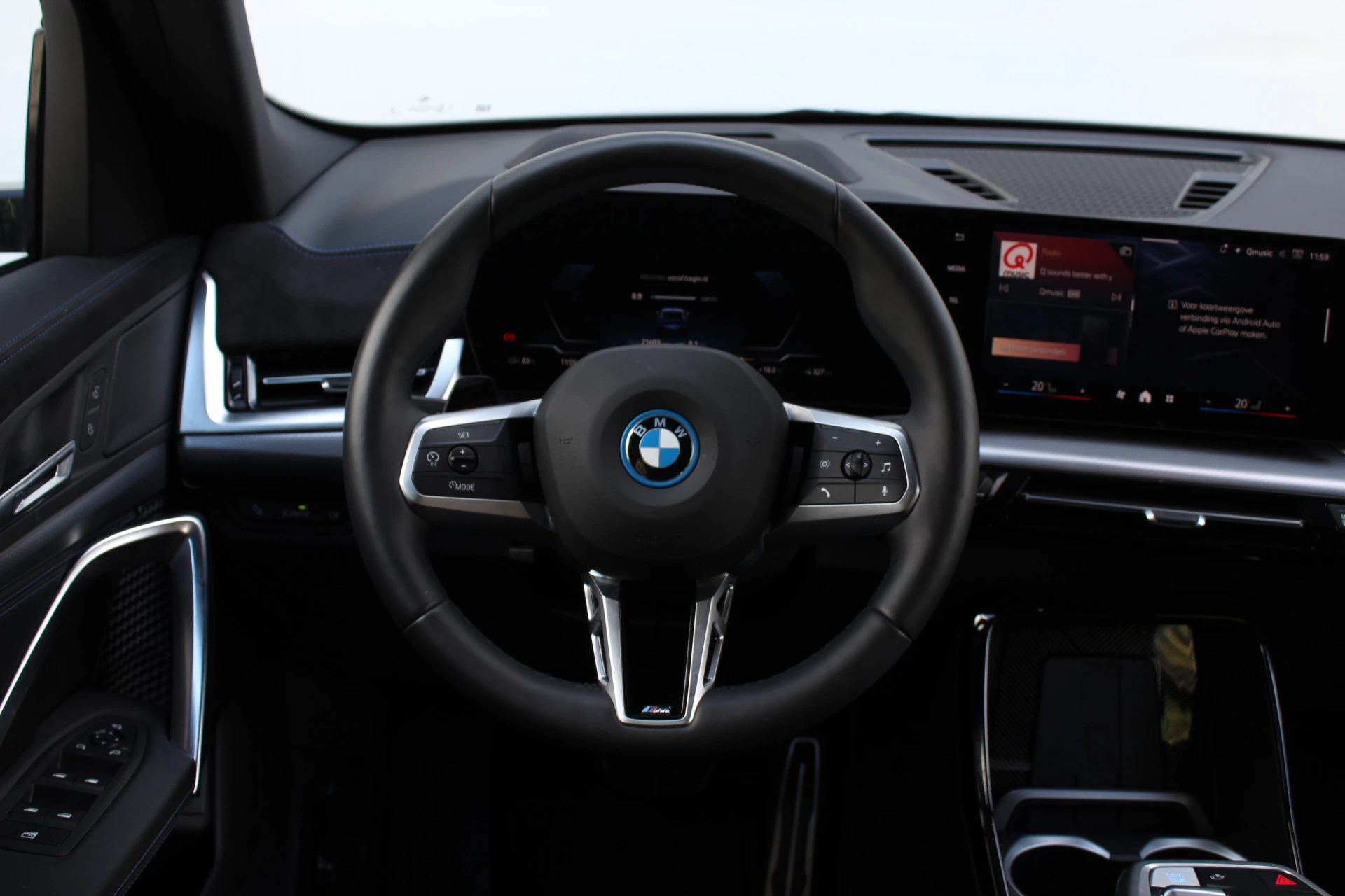 Hoofdafbeelding BMW iX2