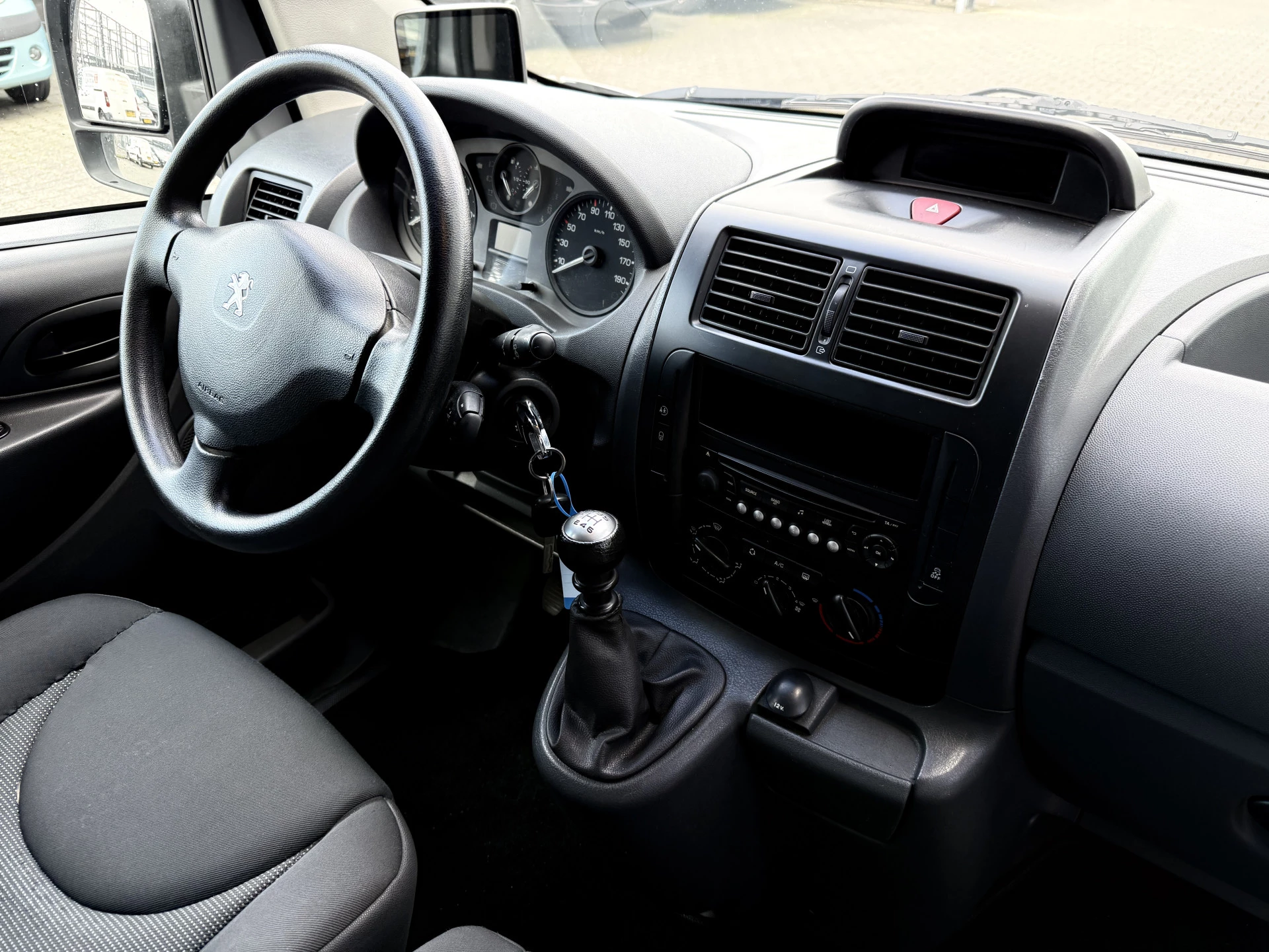 Hoofdafbeelding Peugeot Expert