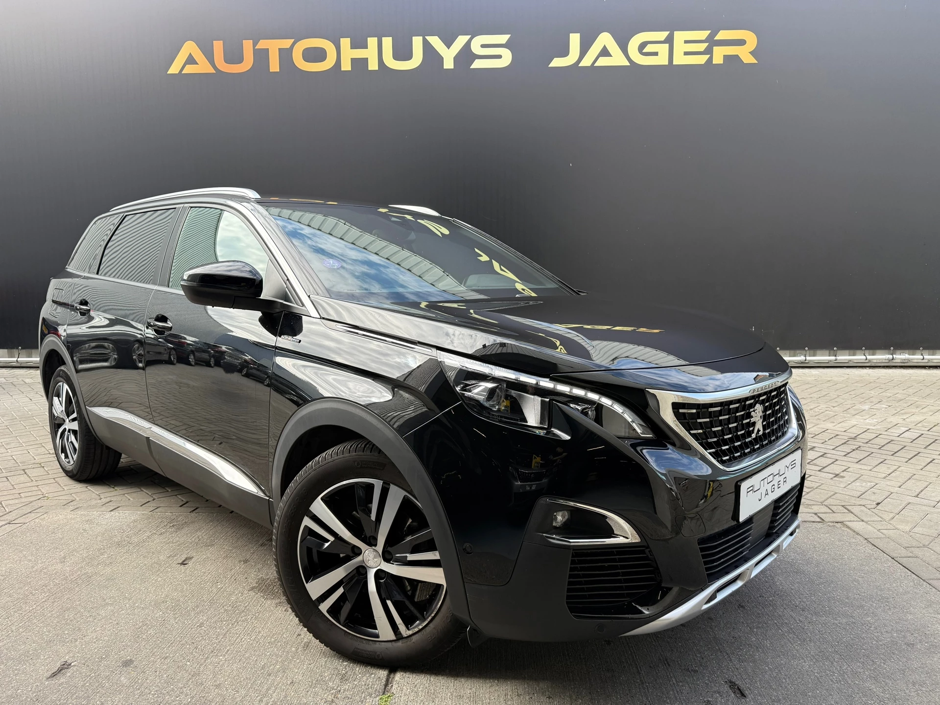 Hoofdafbeelding Peugeot 5008