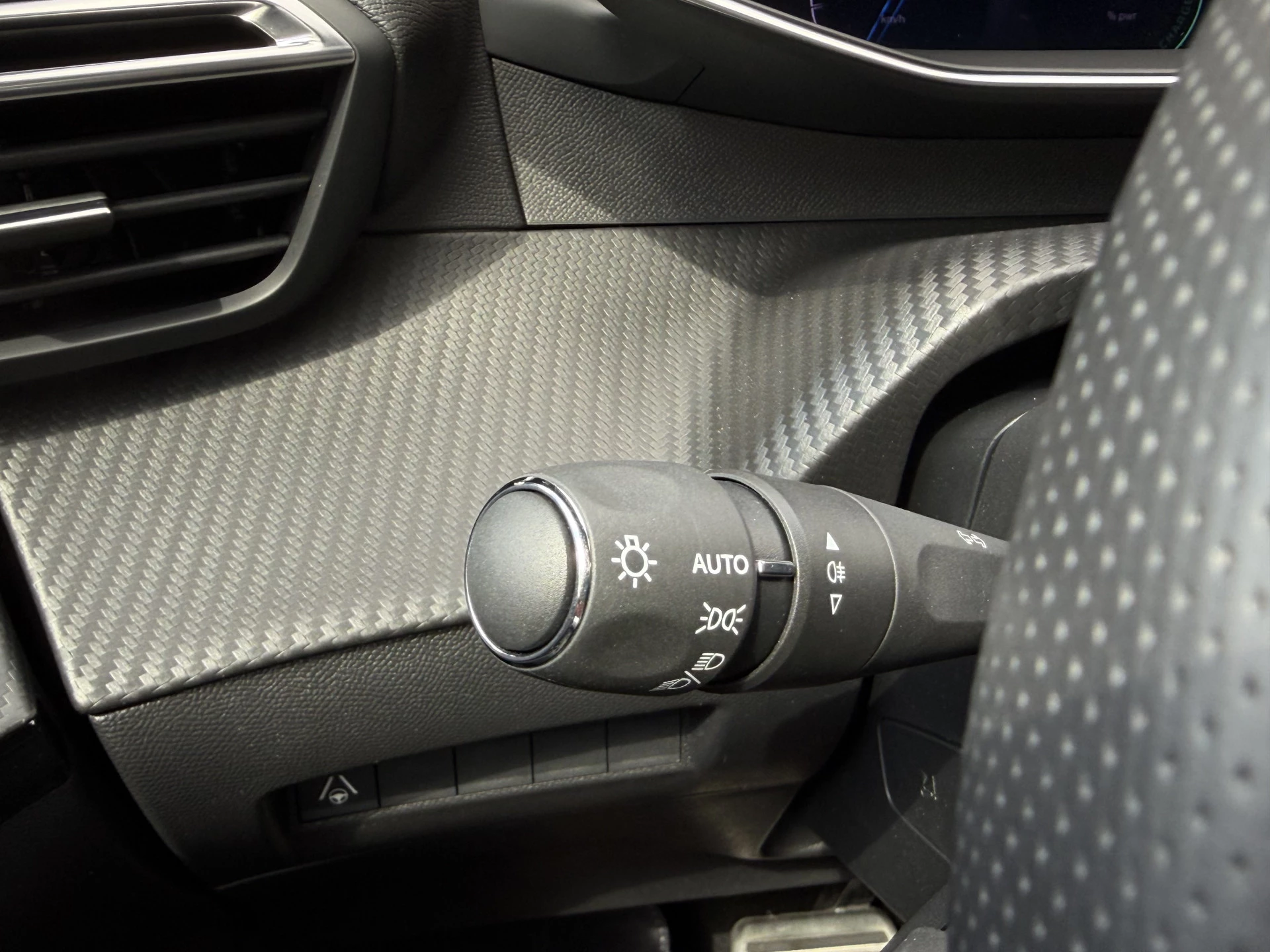 Hoofdafbeelding Peugeot e-208