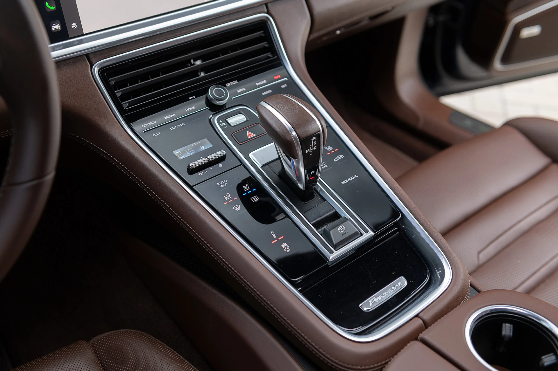 Hoofdafbeelding Porsche Panamera