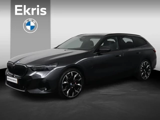 Hoofdafbeelding BMW 5 Serie BMW 5-serie Touring 530e M Sport Edition | M Sportpakket Pro | Innovation Pack | Trekhaak | Panoramadak | Harman-Kardon | Driving Assistant Plus