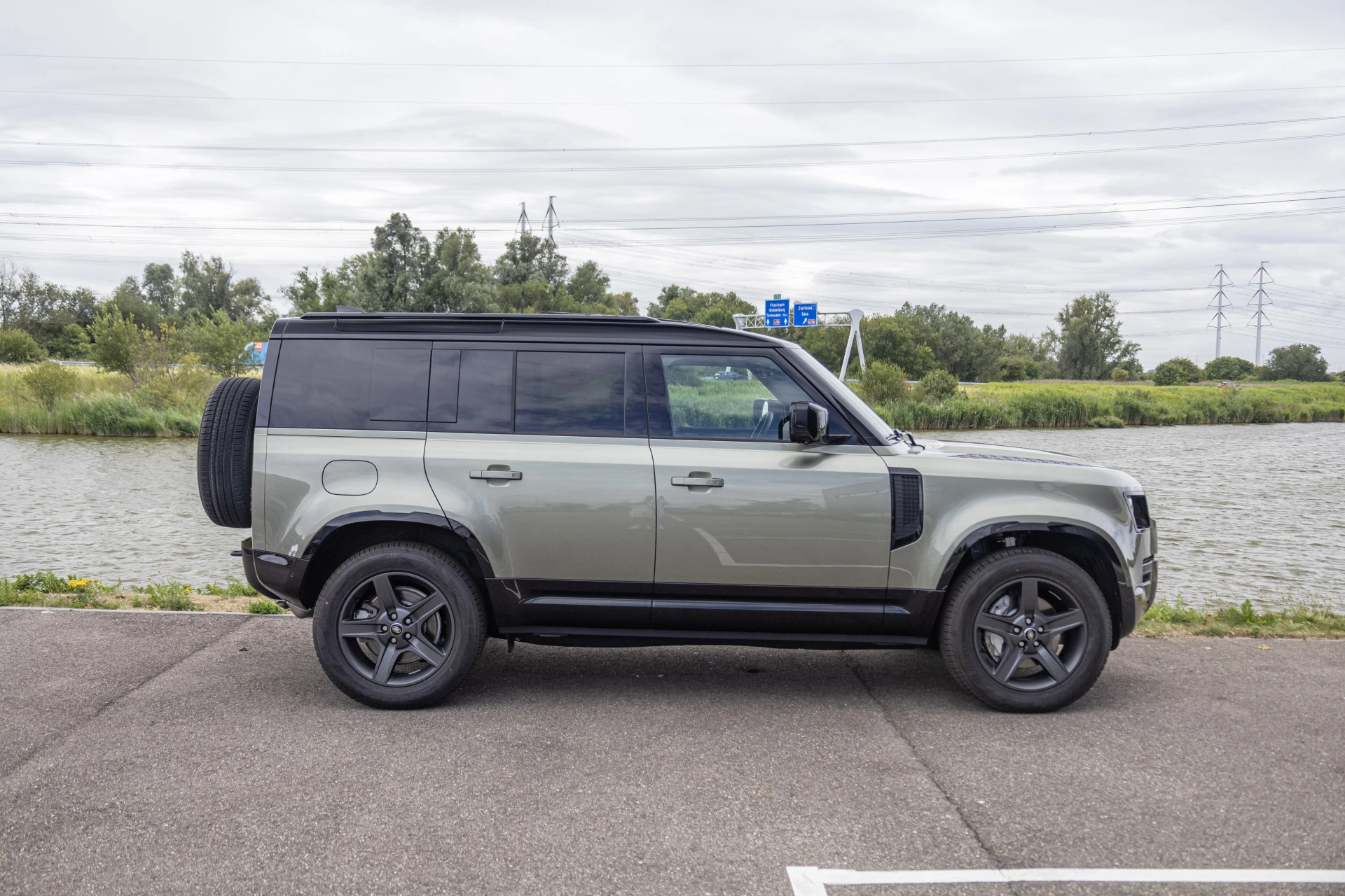 Hoofdafbeelding Land Rover Defender