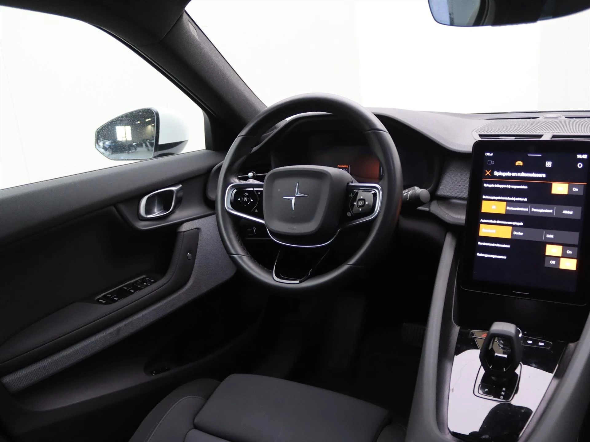 Hoofdafbeelding Polestar 2