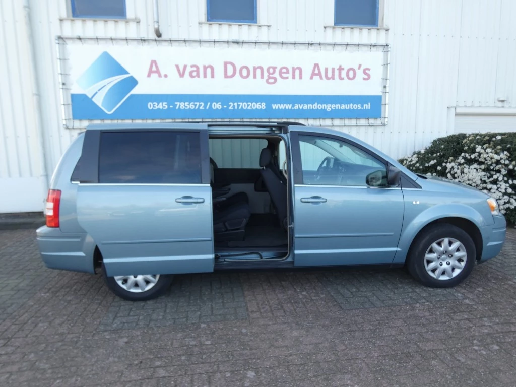 Hoofdafbeelding Chrysler Voyager