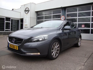 Volvo V40 1.6 T3 Momentum zeer nette en volledig onderhouden auto met APK t/m 22-01-2027