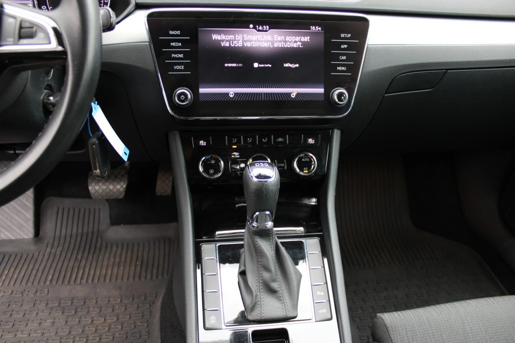 Hoofdafbeelding Škoda Superb