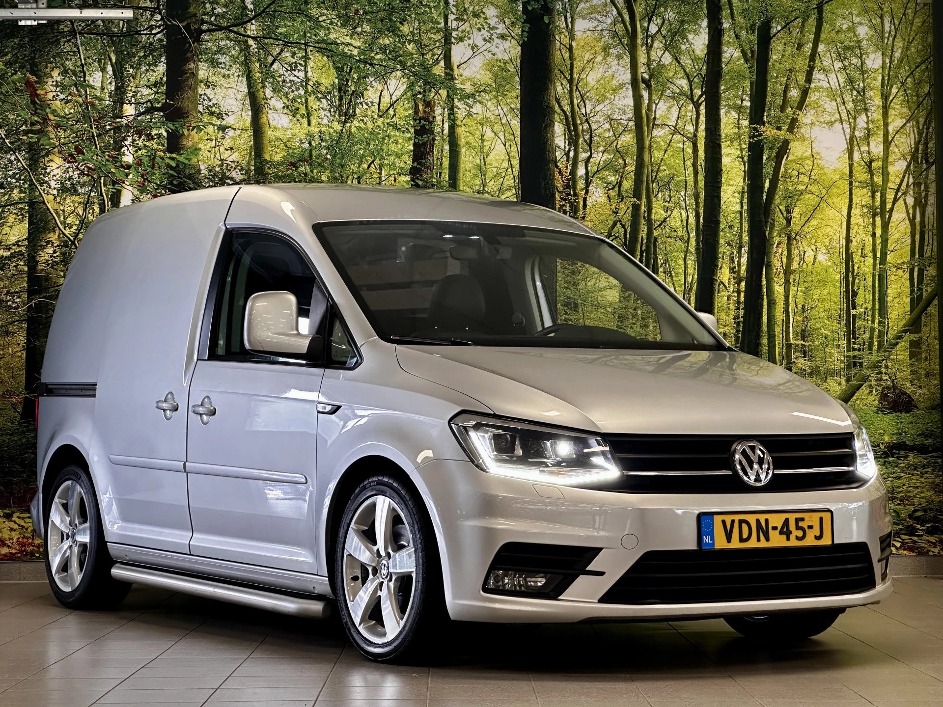 Hoofdafbeelding Volkswagen Caddy