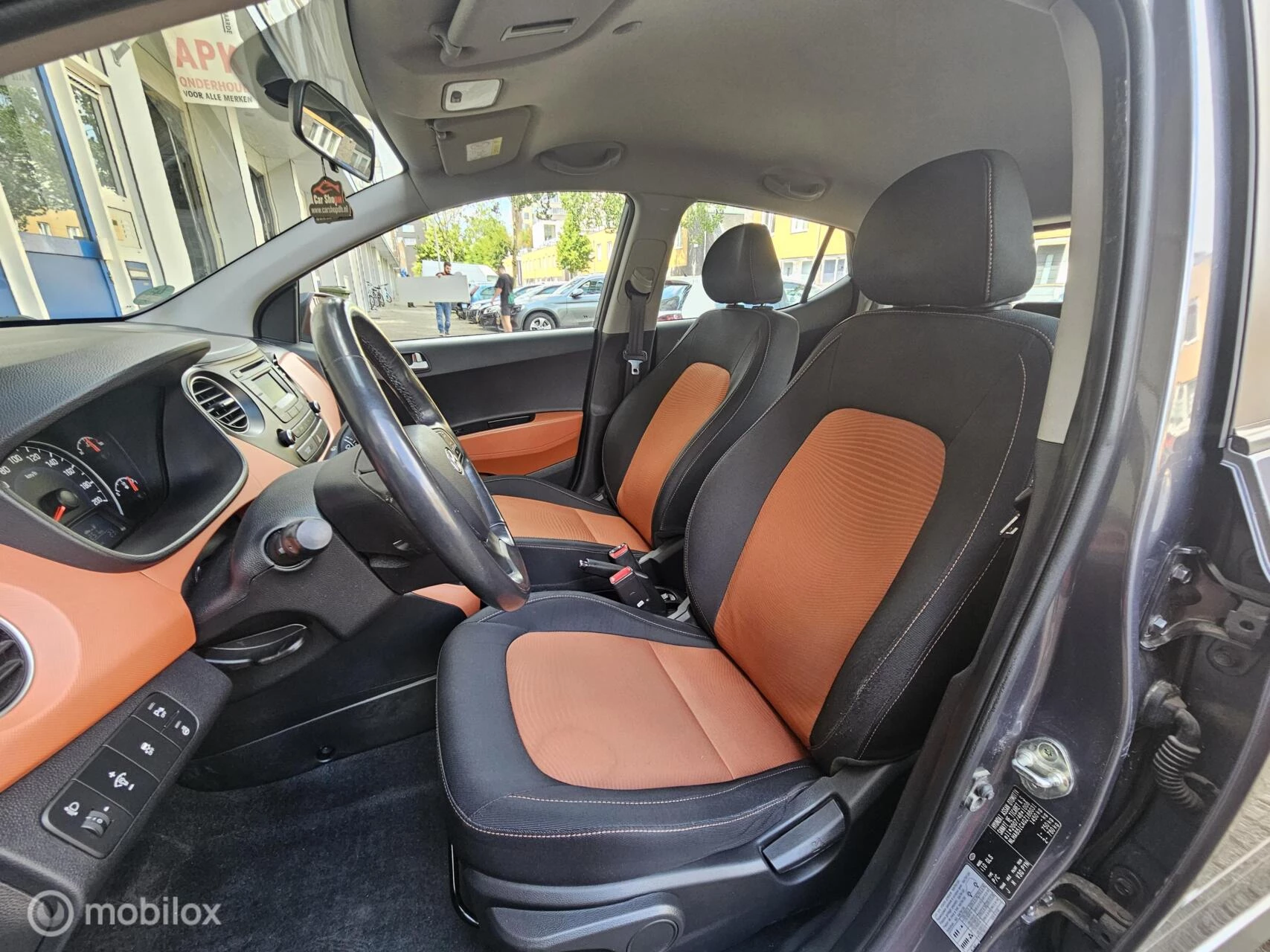 Hoofdafbeelding Hyundai i10