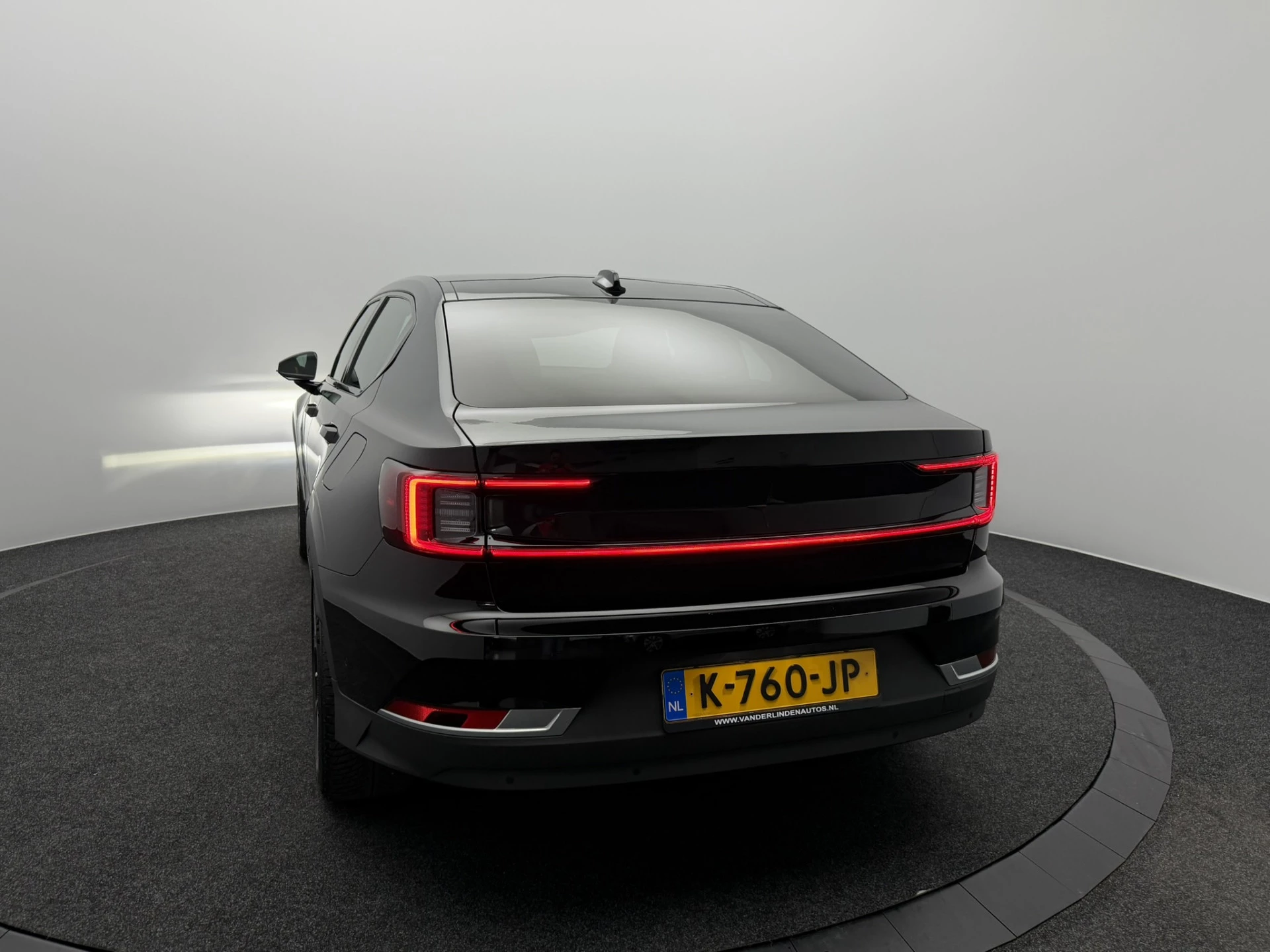 Hoofdafbeelding Polestar 2
