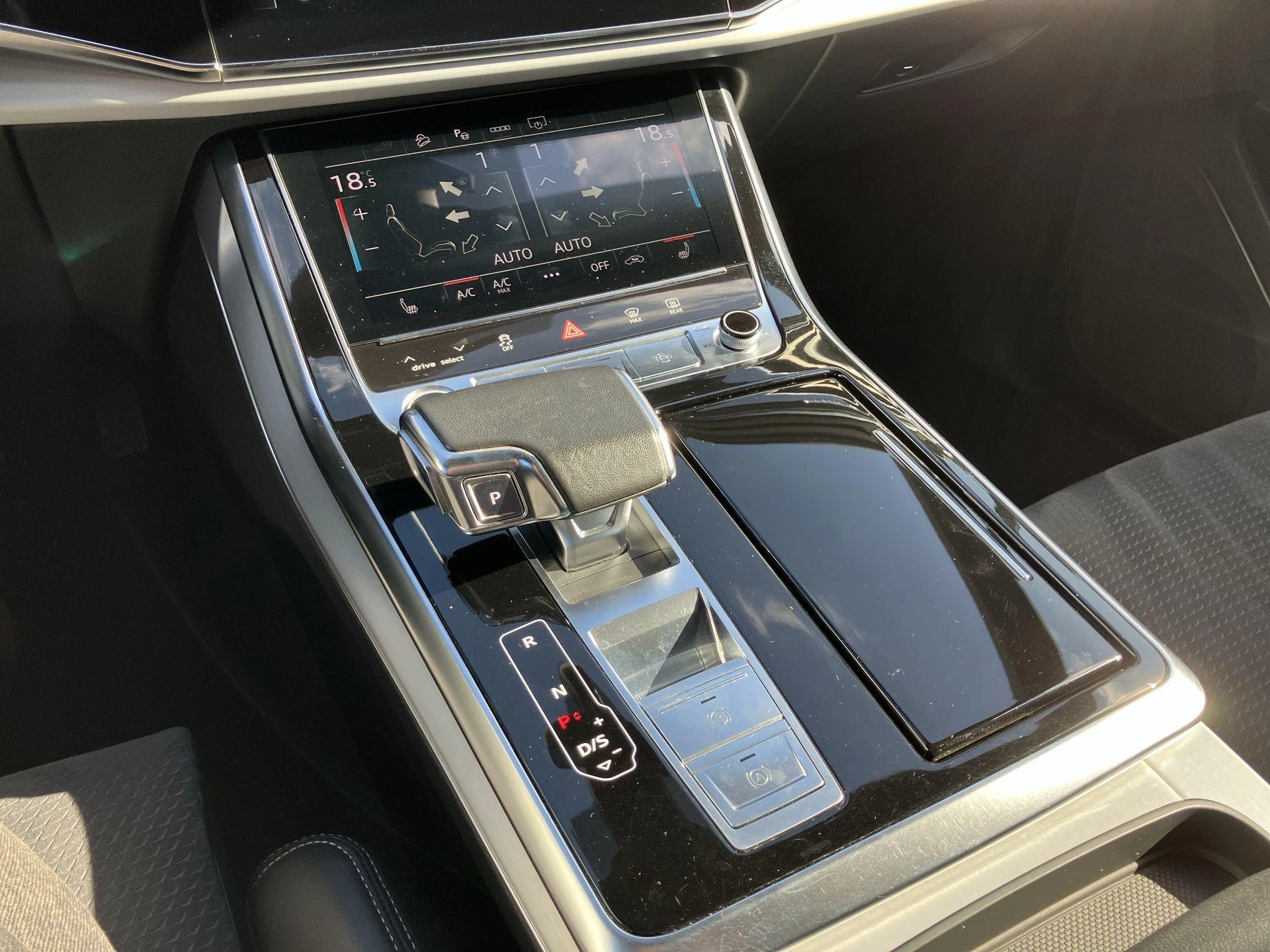 Hoofdafbeelding Audi Q7