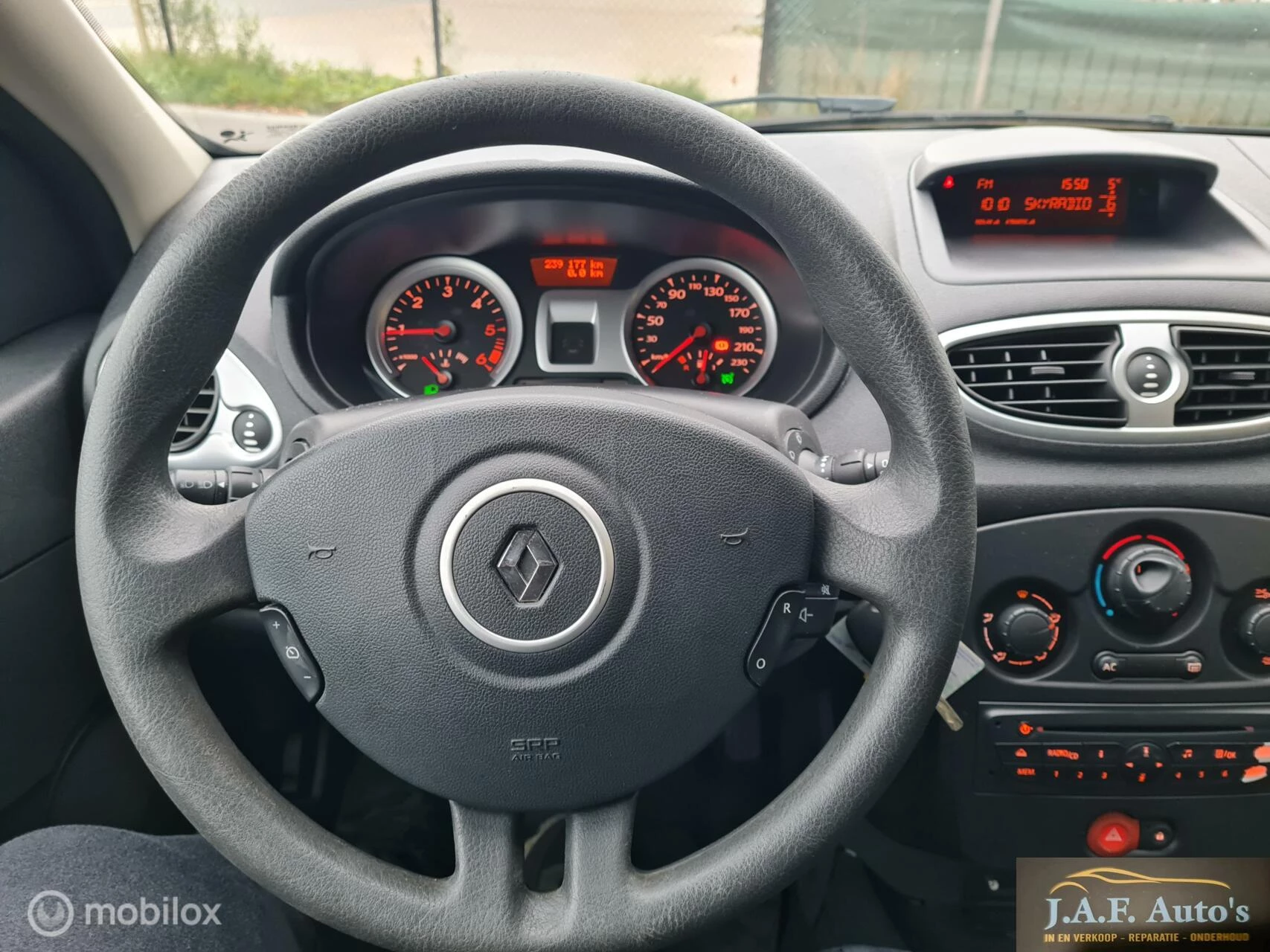 Hoofdafbeelding Renault Clio