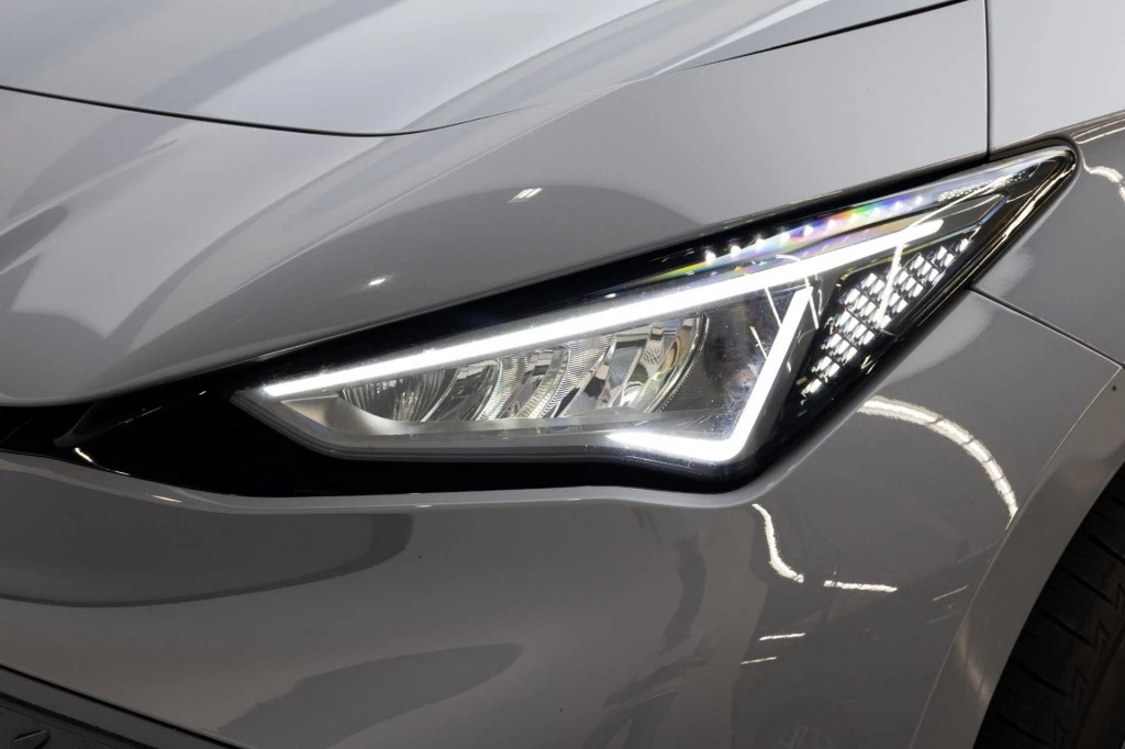 Hoofdafbeelding CUPRA Born