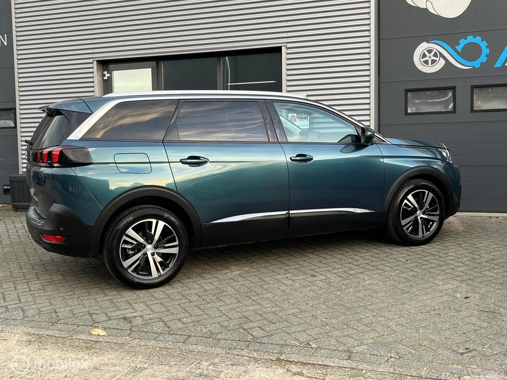 Hoofdafbeelding Peugeot 5008