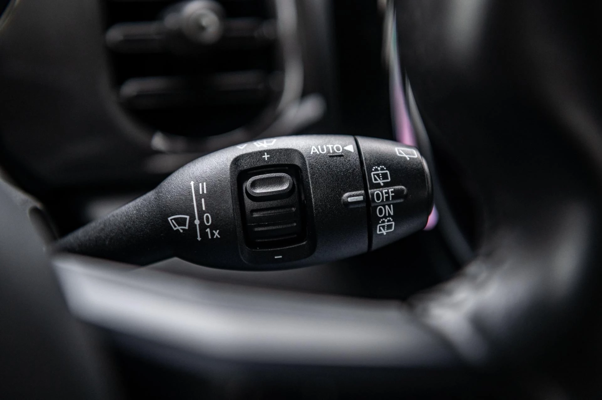 Hoofdafbeelding MINI One